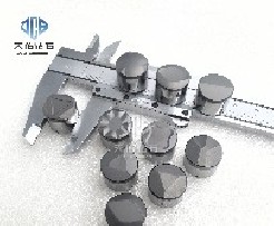 Почему алмазные композитные листы так широко используются в промышленном обществе?