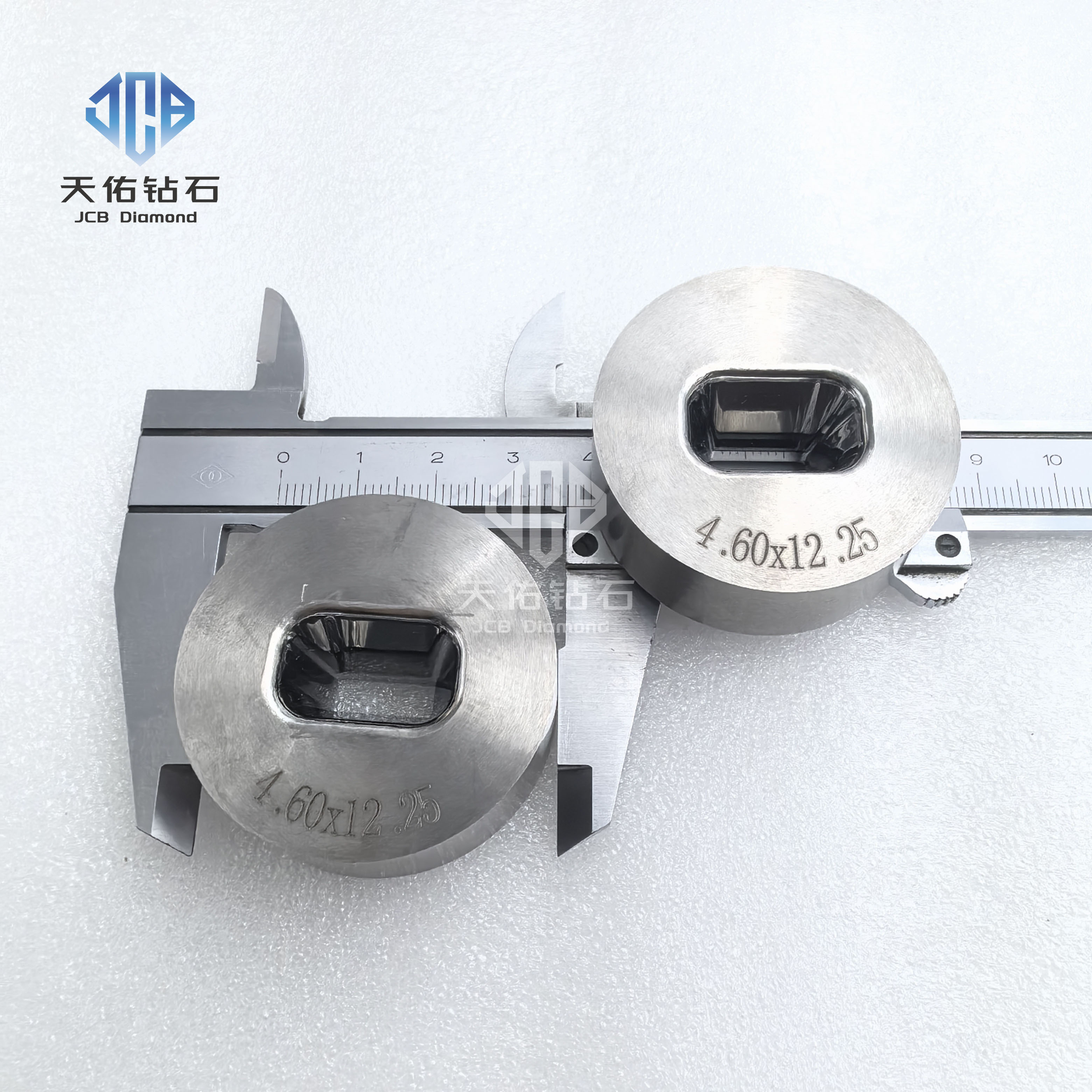 Нестандартная матрица для пробивки отверстий 4,60*12,25MM