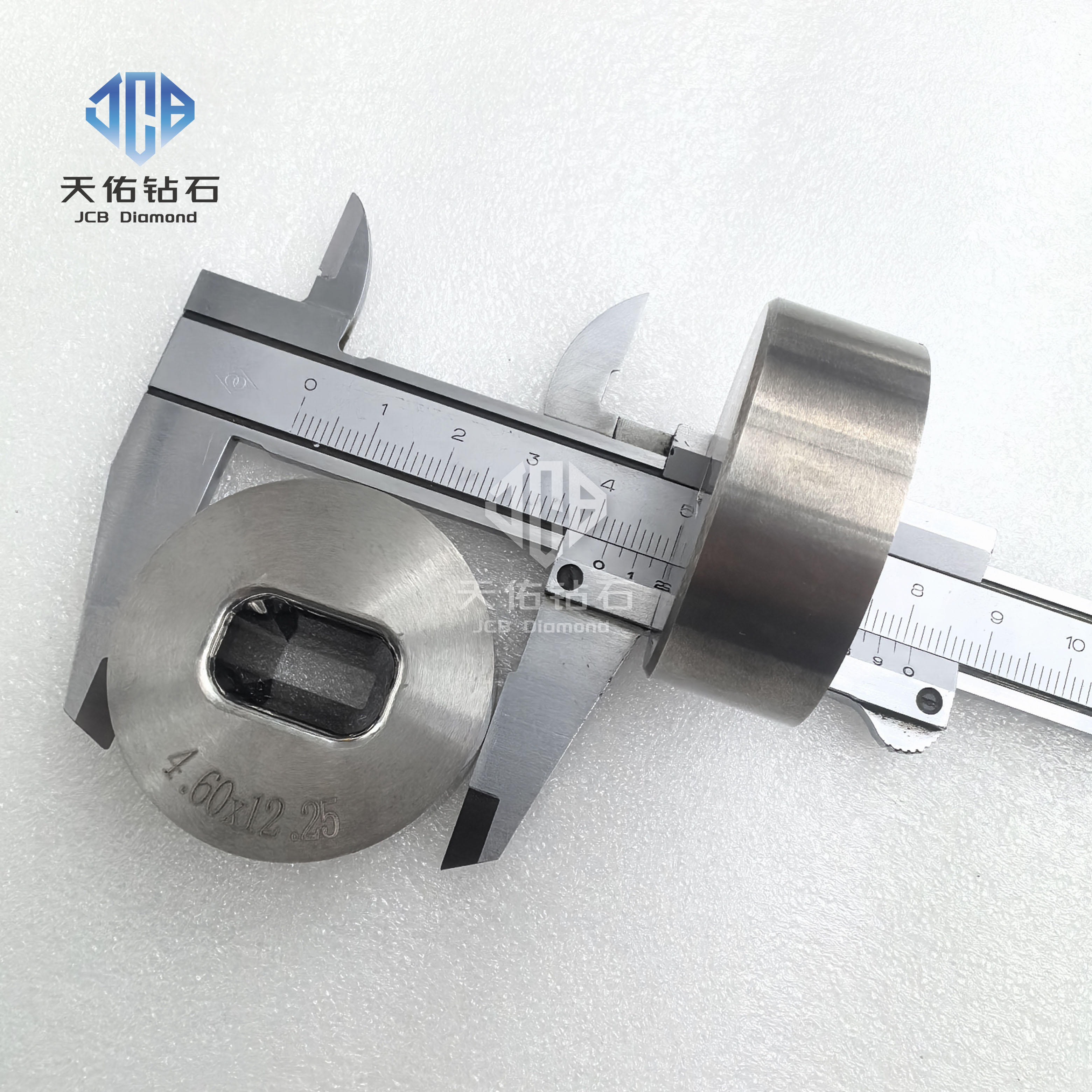 Нестандартная матрица для пробивки отверстий 4,60*12,25MM