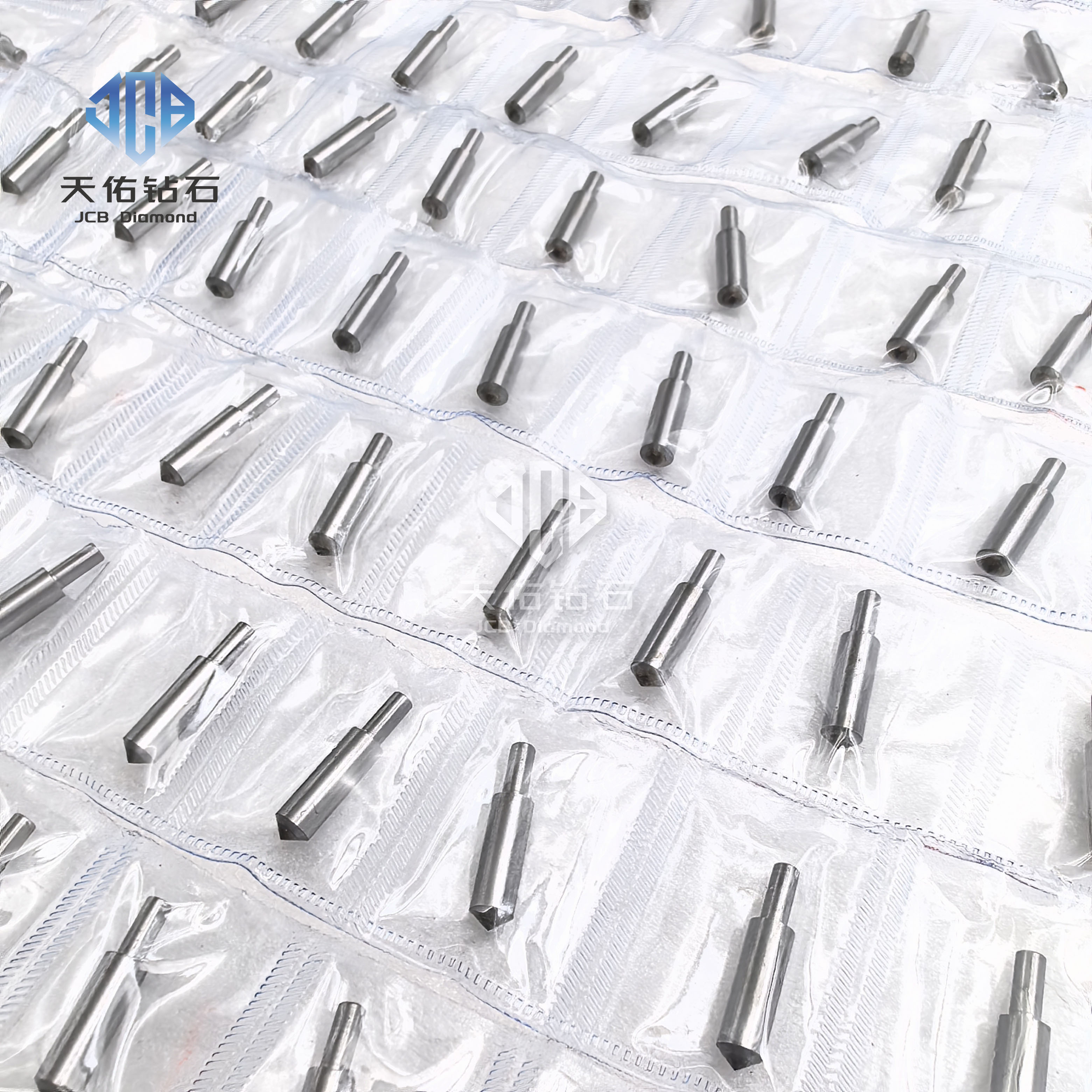 Инструменты для гравировки монокристаллов весом 0,11–0,15 карата