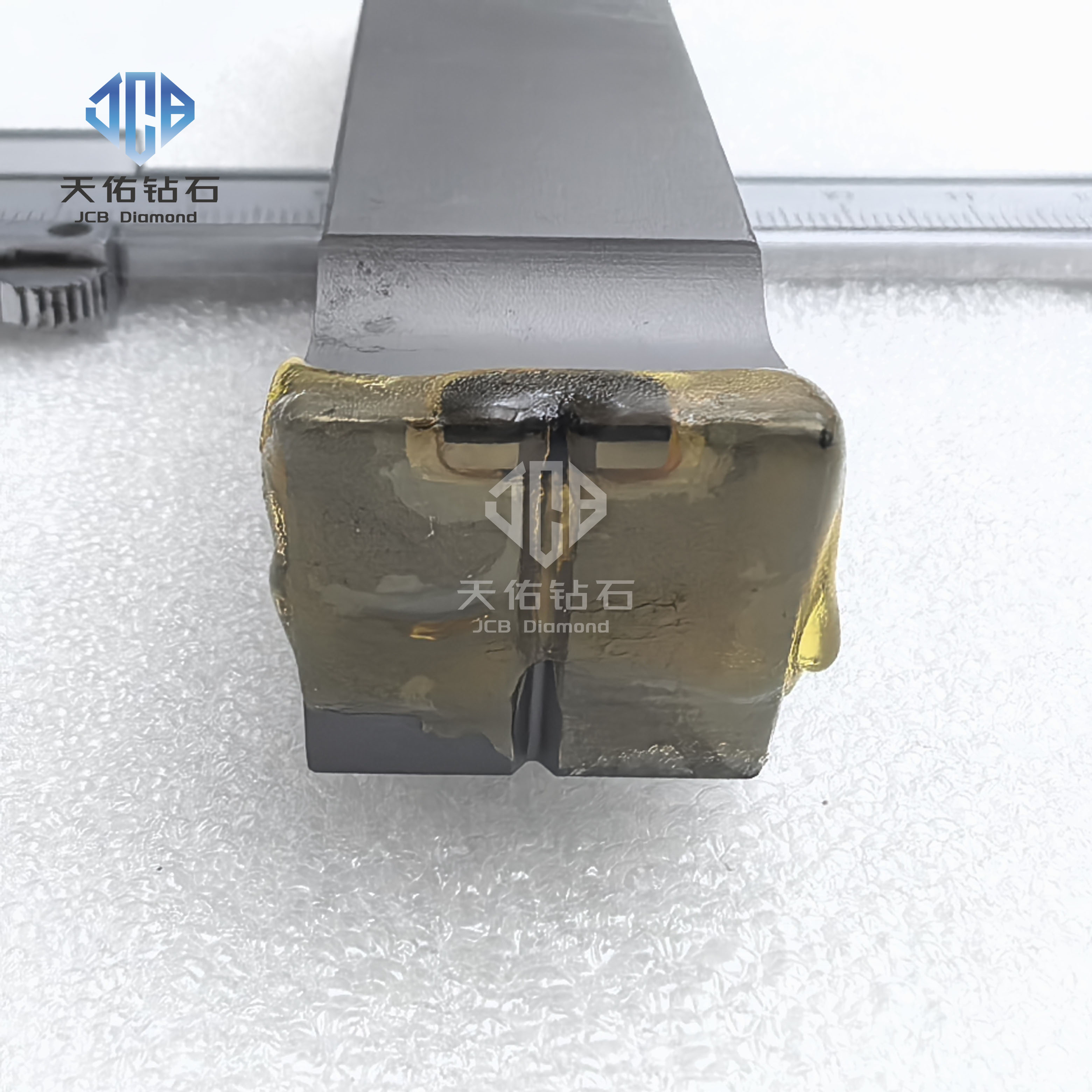 PCD-20×20×141×65.51º×R0.45